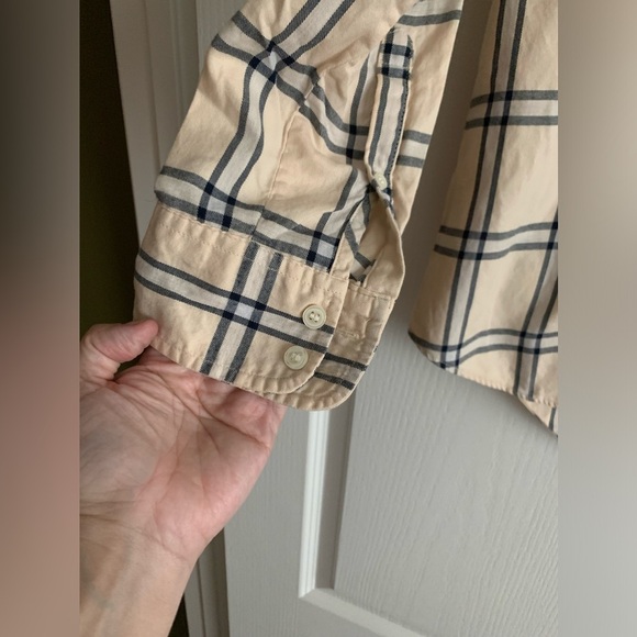 J.CREW “boy fit” button up long sleeve blouse size Small - Picture 2 of 5